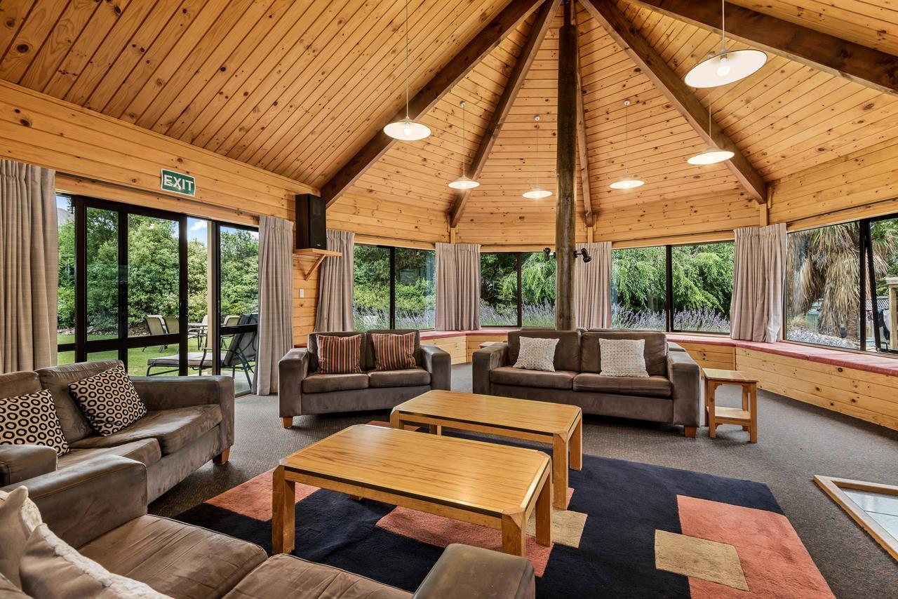 Altamont Lodge Wanaka Exterior foto